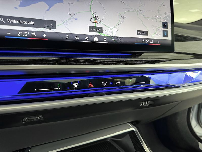 BMW i7 60 xDrive M-SPORT*Max.Výbava! - fotka 34 z 59