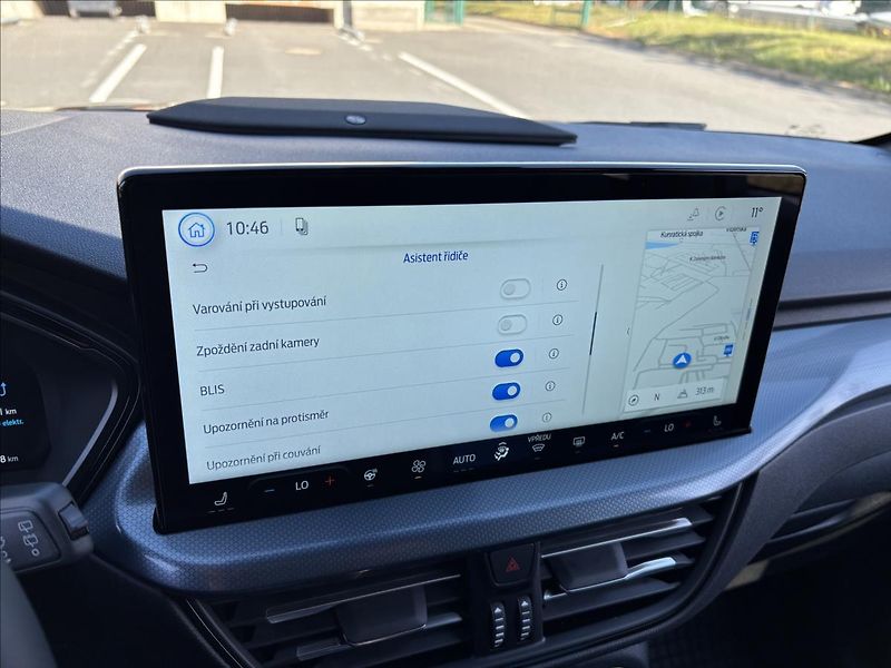 Ford Kuga 2,5 HEV 111kW Blue Cruise - fotka 37 z 49