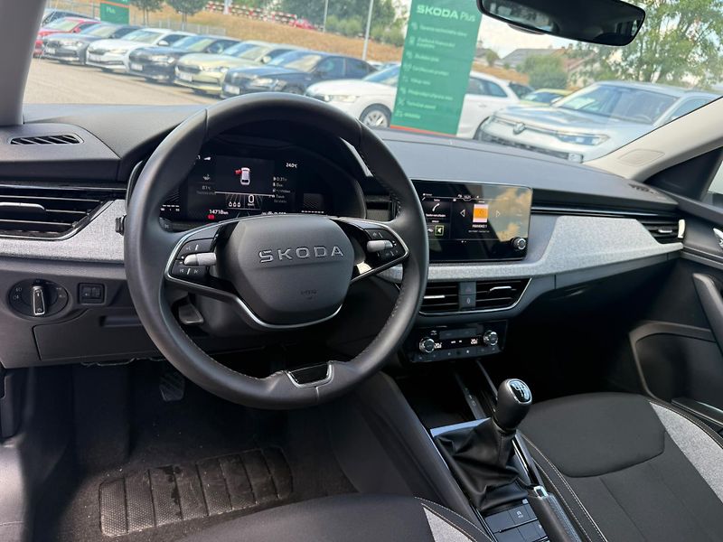 Škoda Scala Selection 1.0 TSI 85kW - fotka 10 z 25
