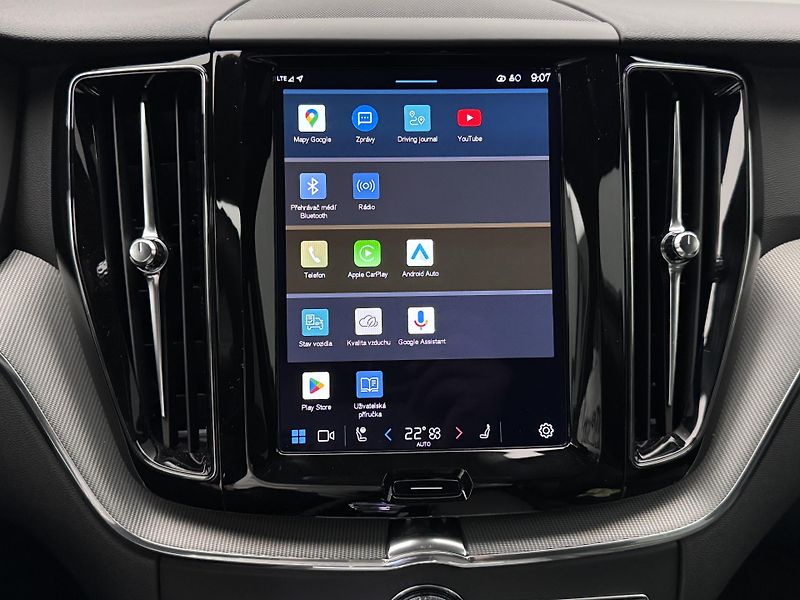 Volvo XC60 B5 AWD BLACK EDITION AUT  - fotka 36 z 49
