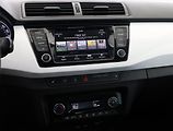 Škoda Fabia (2015) 1.2 TSI, Tempomat - náhled 10