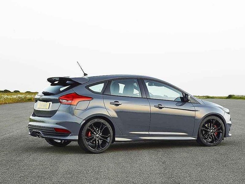 Ford Focus ST.