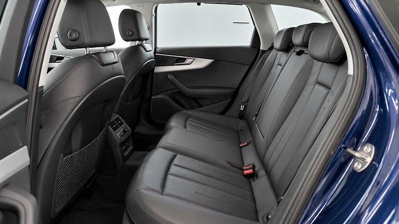 Audi A4 Allroad (2021) - fotka 14 z 19