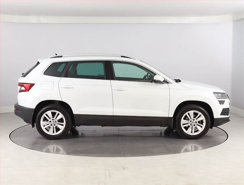 Škoda Karoq (2019) Style Plus 1.5 TSI - fotka 6 z 24