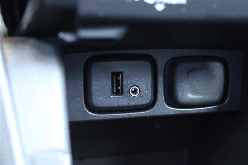 Opel Mokka 1,6 i  ČR,1.MAJITEL,TAŽNÉ - fotka 14 z 27
