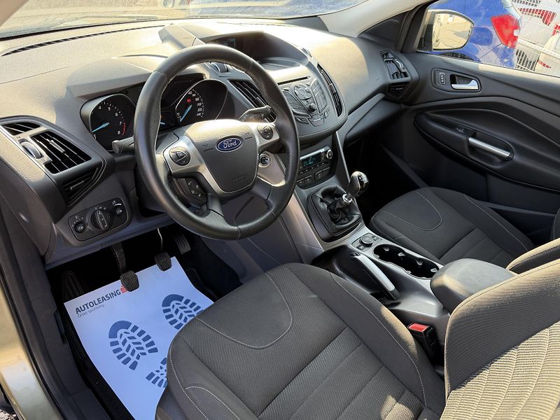 Ford Kuga 1,5 EcoBoost / 110kW  - fotka 13 z 50