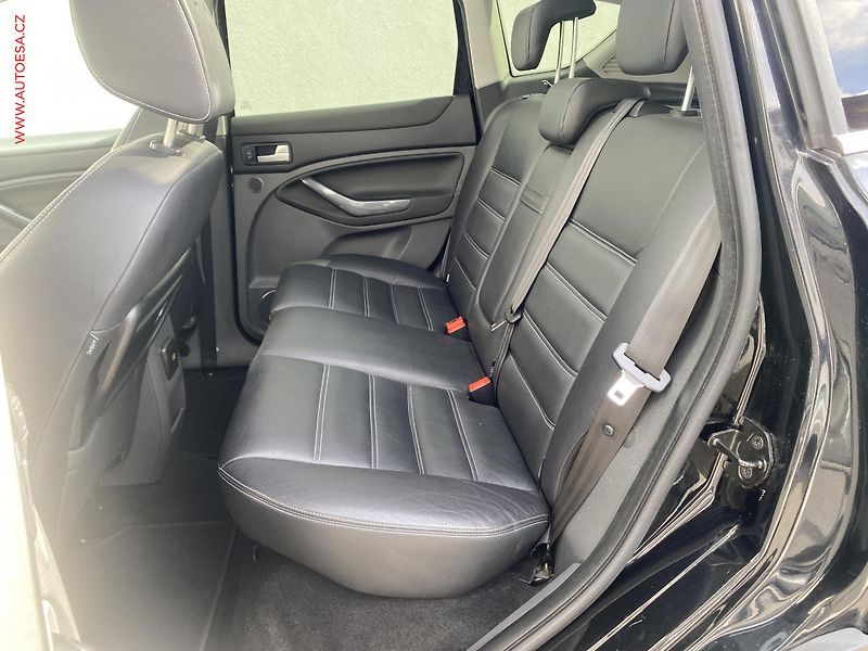 Ford Kuga (2009) 2.0 TDCi, Titanium, TZ, panor - fotka 10 z 15