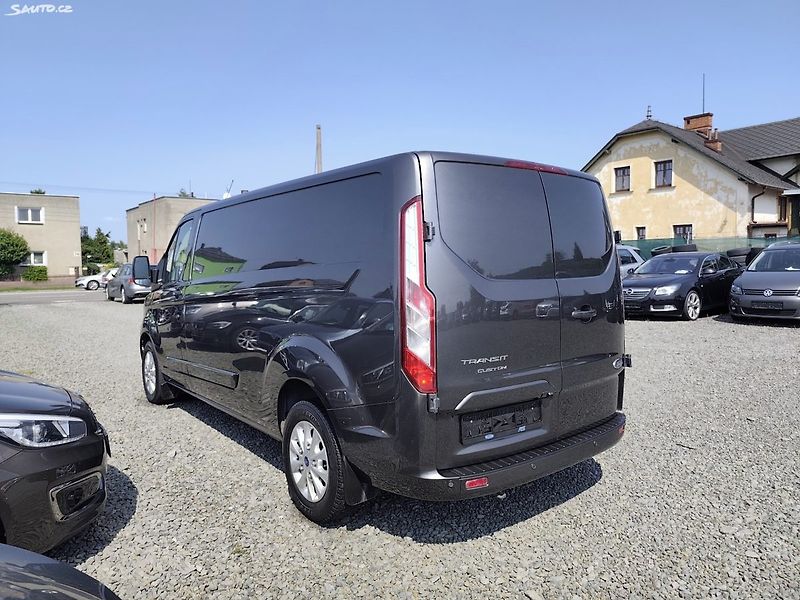 Ford Transit Custom (2021) - fotka 6 z 43