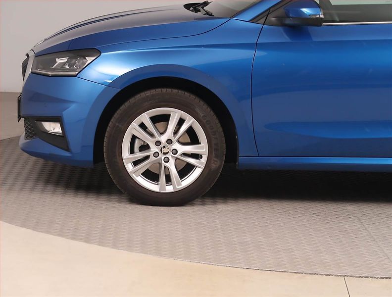 Škoda Fabia (2024) Top Selection 1.5 TSI - fotka 15 z 16