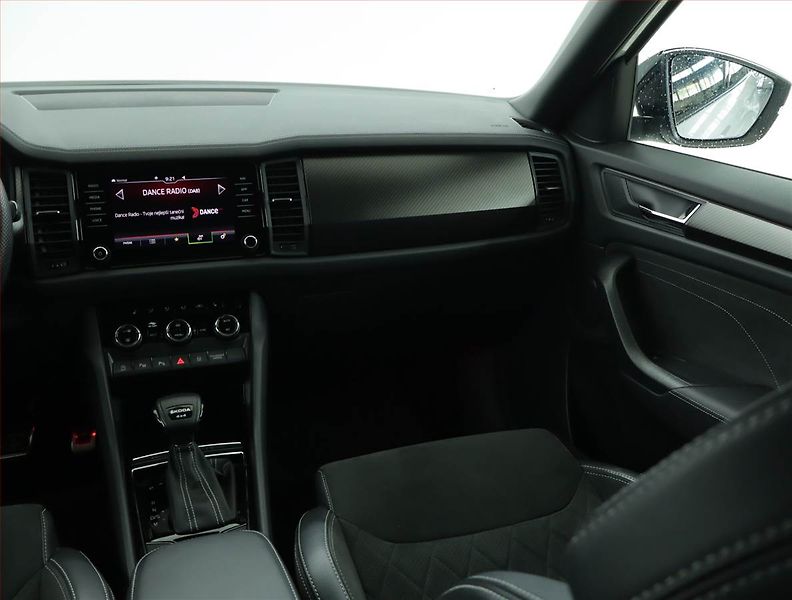 Škoda Kodiaq (2023) 2.0 TDI - fotka 8 z 18