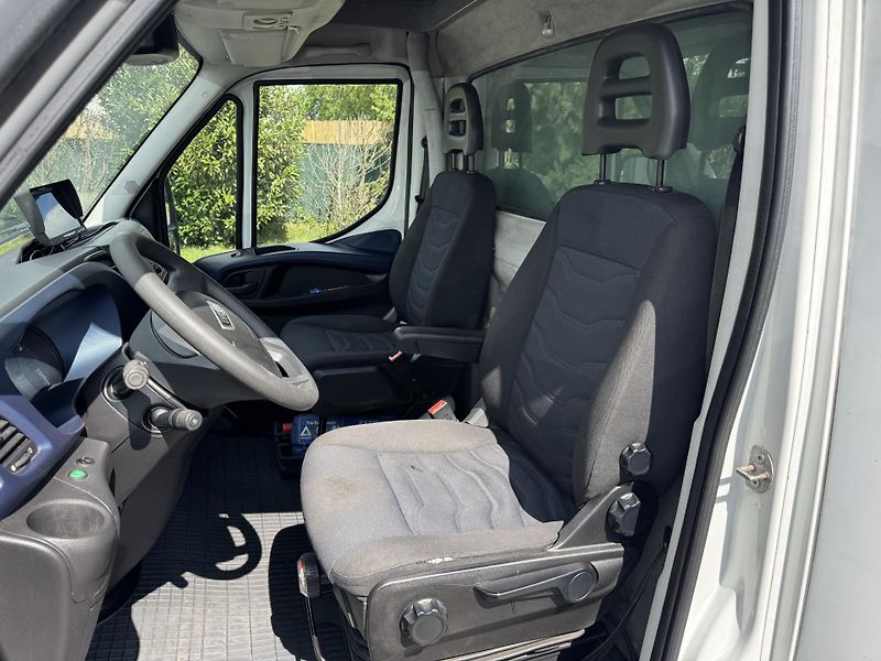 Iveco Daily 3.0,132kw,10pal.,měchy,klima - fotka 18 z 43
