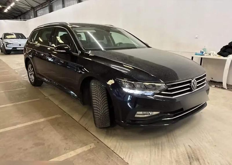 Volkswagen Passat (2023)  Variant Business 2.0 TDi, DSG - fotografie inzerátu
