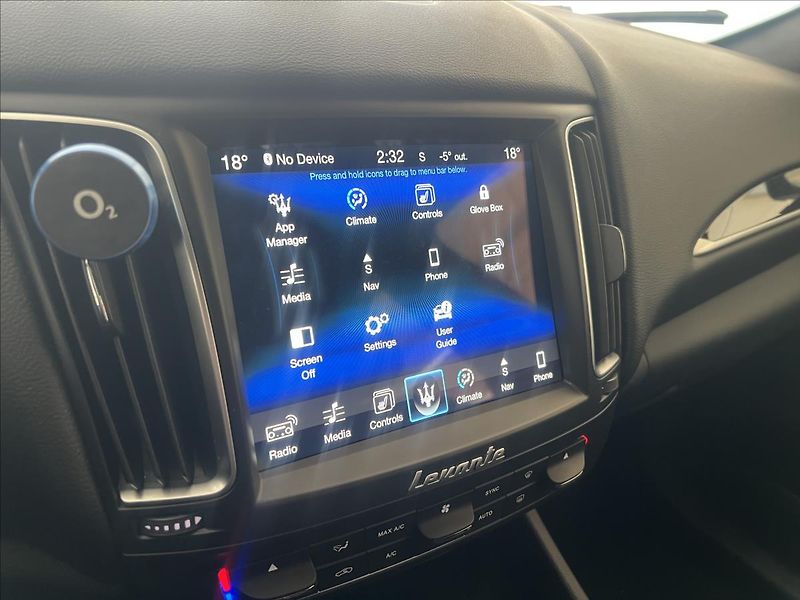 Maserati Levante 3,0 D,Tažné,2x sada Kol - fotka 17 z 21