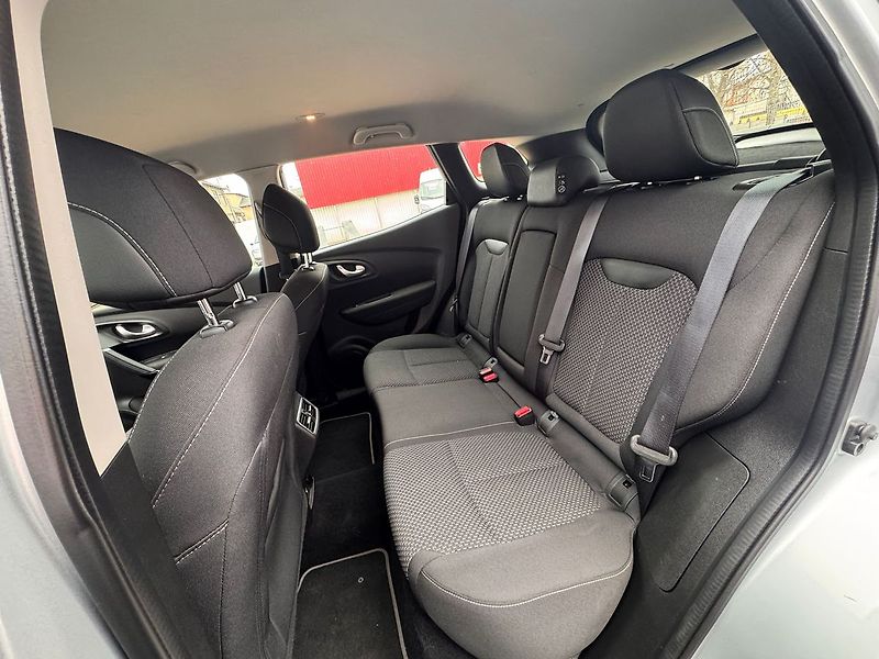 Renault Kadjar 1.3 TCe Limited, TOP - fotka 10 z 25