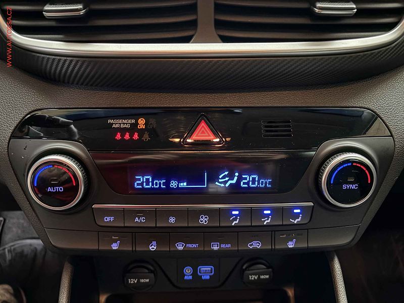 Hyundai Tucson (2018) 1.6CRDi, ČR, AC, TZ, navi - fotka 15 z 16