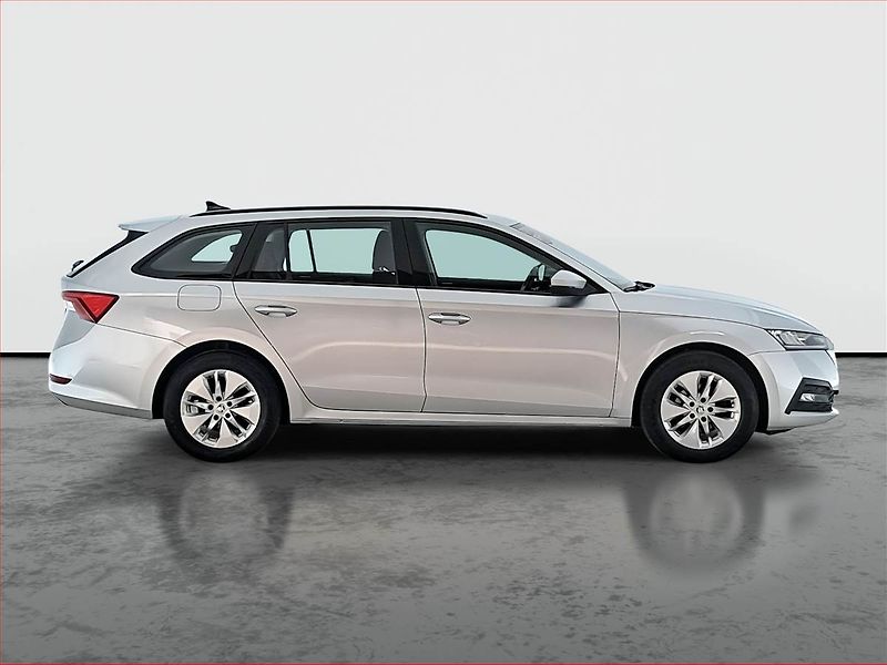 Škoda Octavia (2022) Ambition 2.0 TDI, ČR,1.maj - fotka 6 z 17