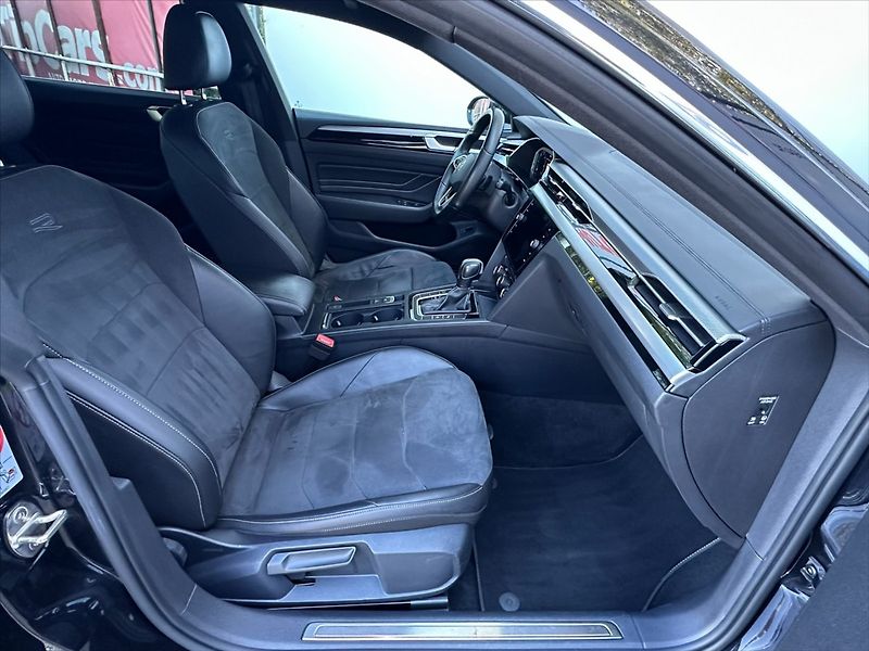 Volkswagen Arteon 2,0 TDI 110kW R-Line, ACC - fotka 12 z 41