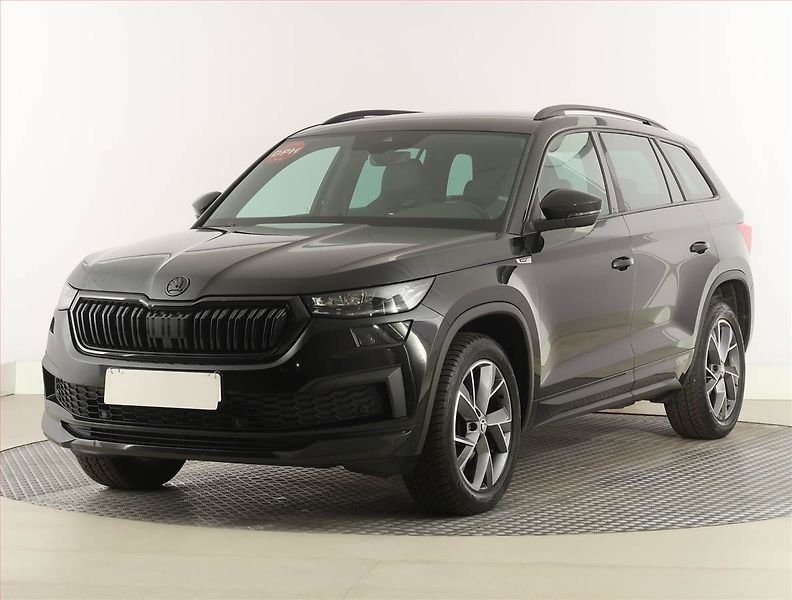 Škoda Kodiaq (2022) Sportline 1.5 TSI, digi klima - fotka 2 z 29