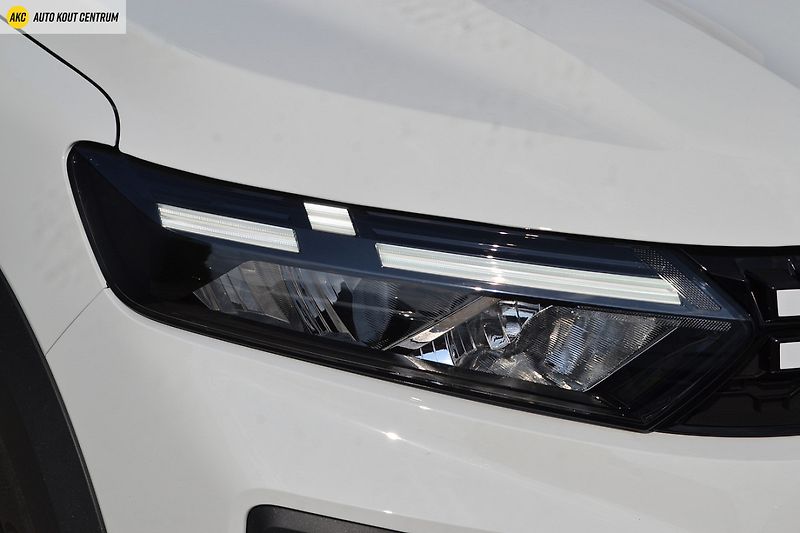 Dacia Sandero Stepway Expression TCe 110 - fotka 9 z 42