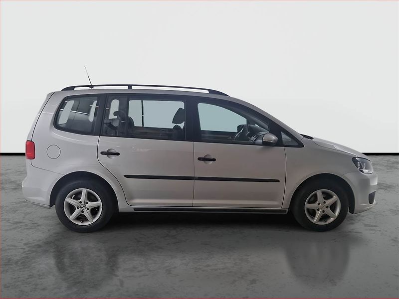 Volkswagen Touran (2015) 1.6 TDI, Automat, Tempomat - fotka 6 z 16