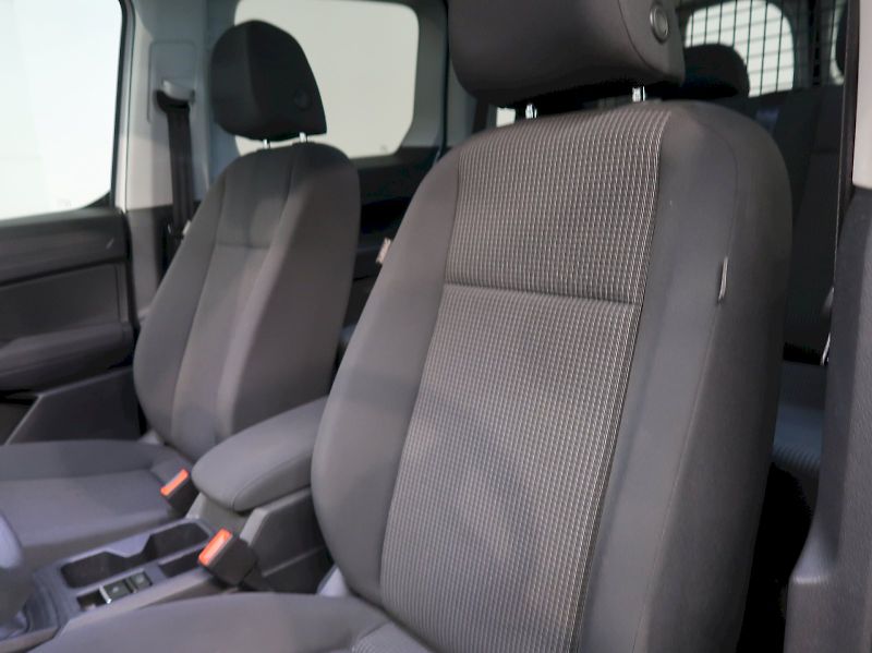 Volkswagen Caddy (2022) 2.0TDI 75KW - fotka 14 z 30