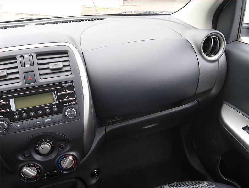 Nissan Micra (2015) 1.2 12V, ČR,1.maj, Serv.kniha - fotka 8 z 17