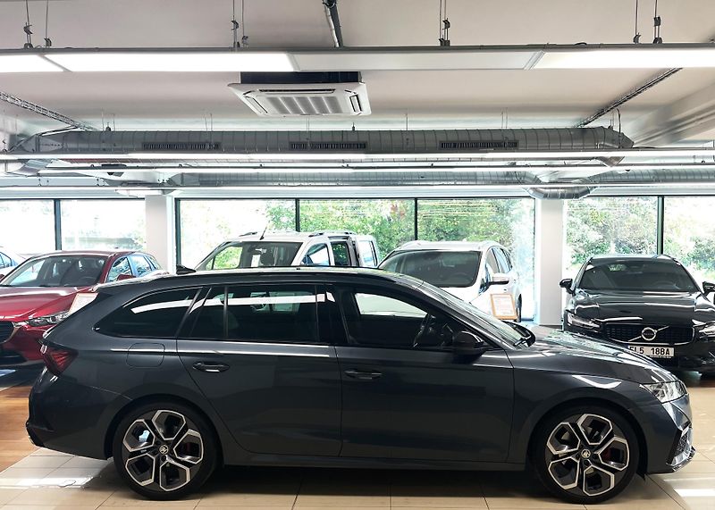 Škoda Octavia RS, 147 kW, DSG,HEAD-UP,CANTON - fotka 7 z 39
