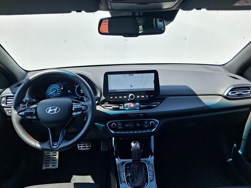 Hyundai i30 1.5 T-GDI MHEV DCT N-Line - fotka 5 z 24