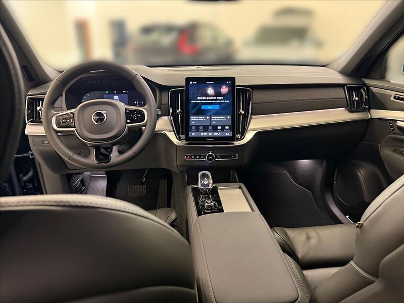 Volvo XC90 (2026) 2,0 XC90B5 Black Edition 3624 - fotka 10 z 15