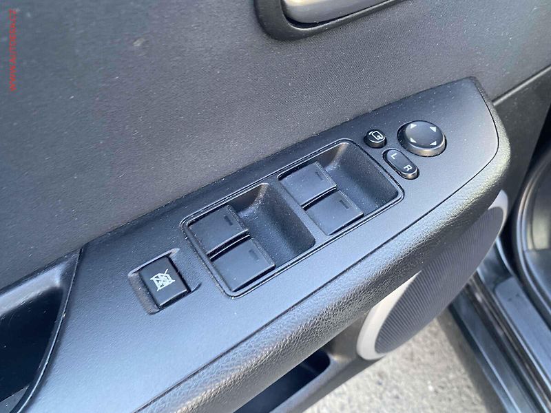 Mazda 6 (2008) 1.8i, AC, temp. - fotka 12 z 13