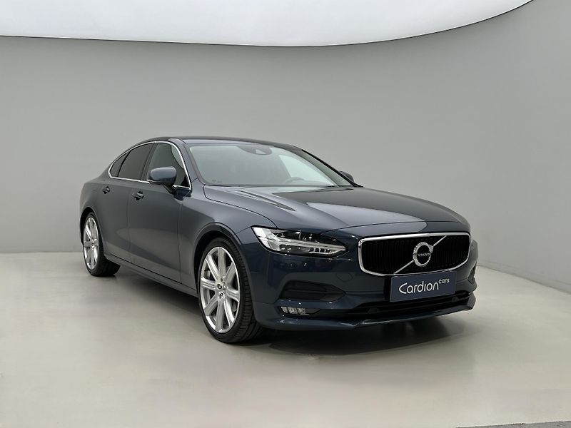 Volvo S90 D4 MOMENTUM 1. maj. - fotka 7 z 43