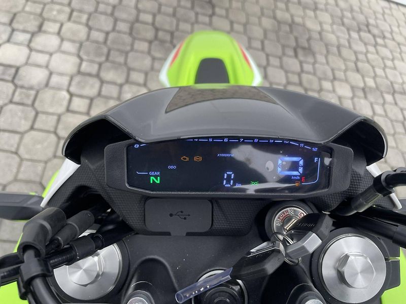 CFMOTO (2026) 250 Dual Sport EU5+ - fotka 11 z 14