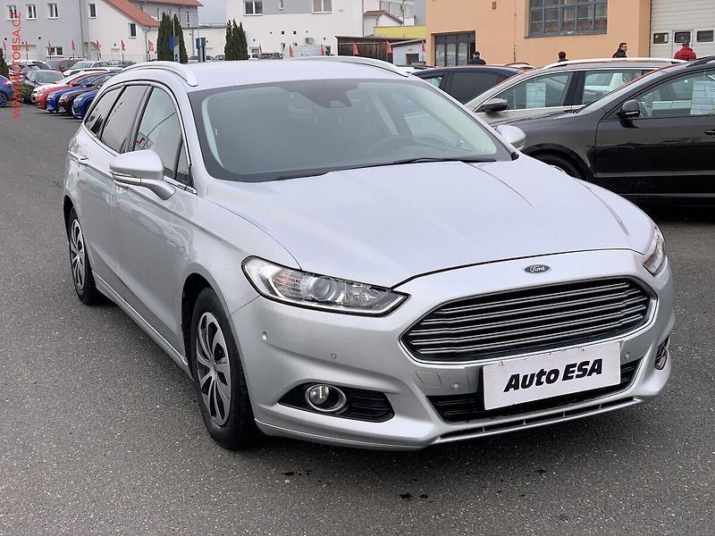 Ford Mondeo (2019) 2.0 TDCI, AC, tempo, park - fotografie inzerátu