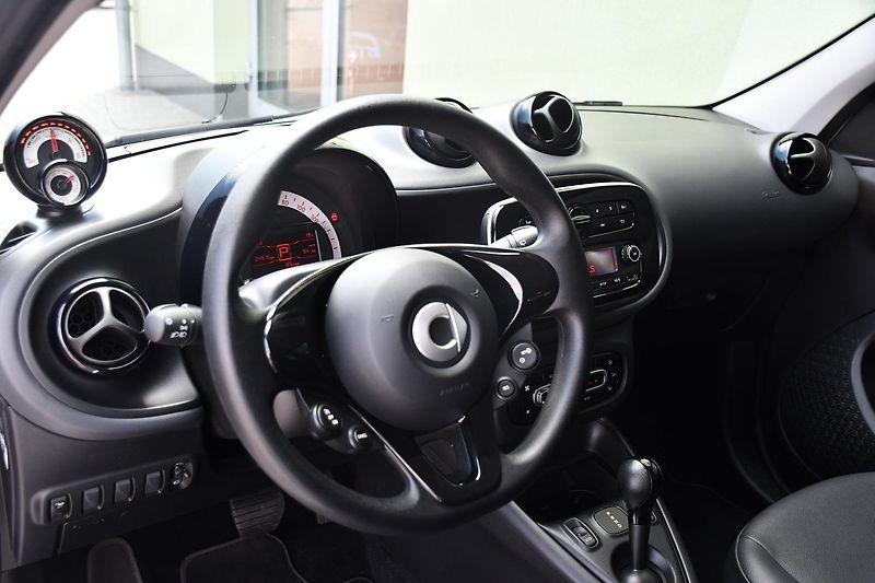 Smart Forfour EQ ESSENTIAL 5d - fotka 15 z 30