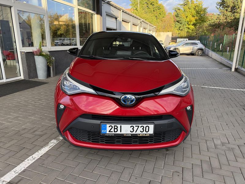 Toyota C-HR 2,0 Hybrid Selection  - fotka 2 z 10