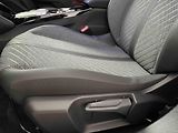 Peugeot 2008 (2026) Allure Hybrid 145 e-DCS6 - náhled 15