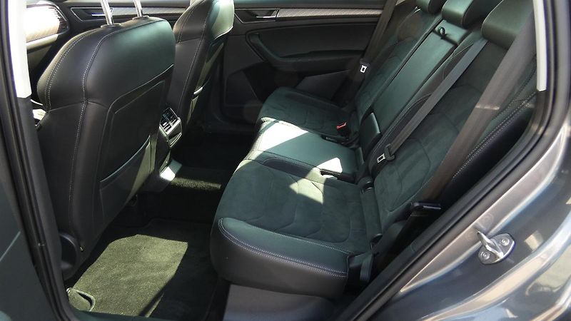 Škoda Kodiaq 2.0 TDI 110 kW Style 4x4 DSG - fotka 20 z 25