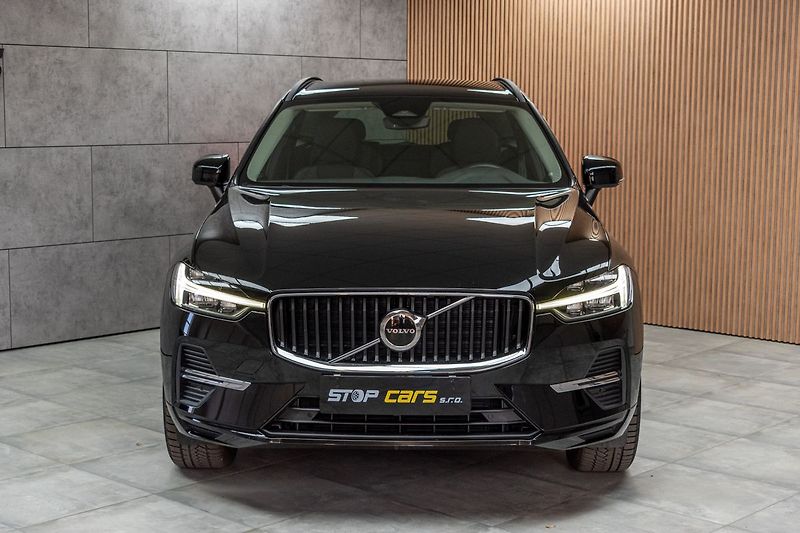Volvo XC60 B4 ESSENTIAL*TAŽNÉ*KAMERA*DPH* - fotka 2 z 34