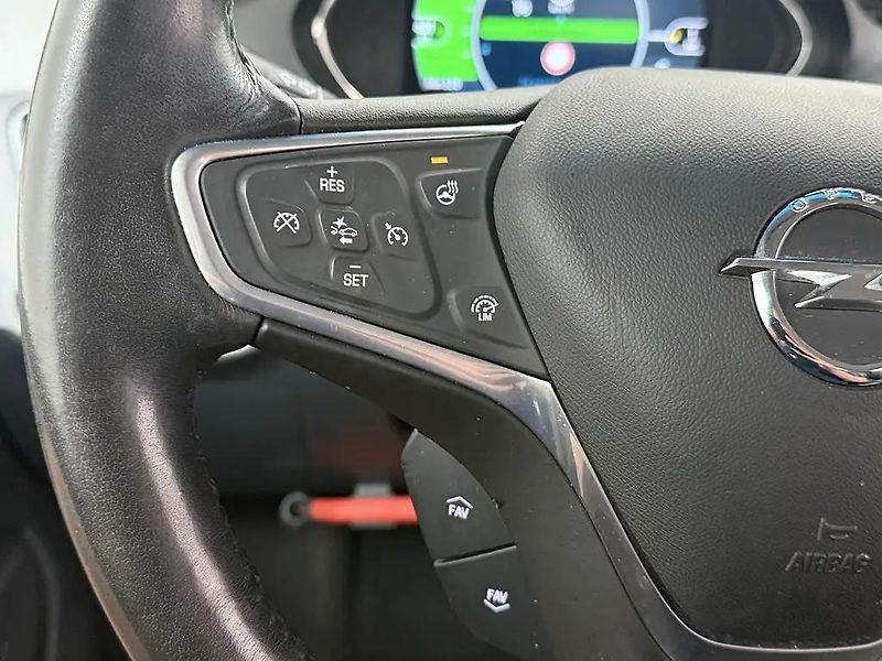 Opel Ampera EV 150kW 60kWh Executive  - fotka 9 z 17
