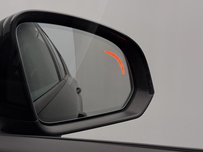 Volvo XC40 T5 AWD MOMENTUM PRO AUT - fotka 17 z 41