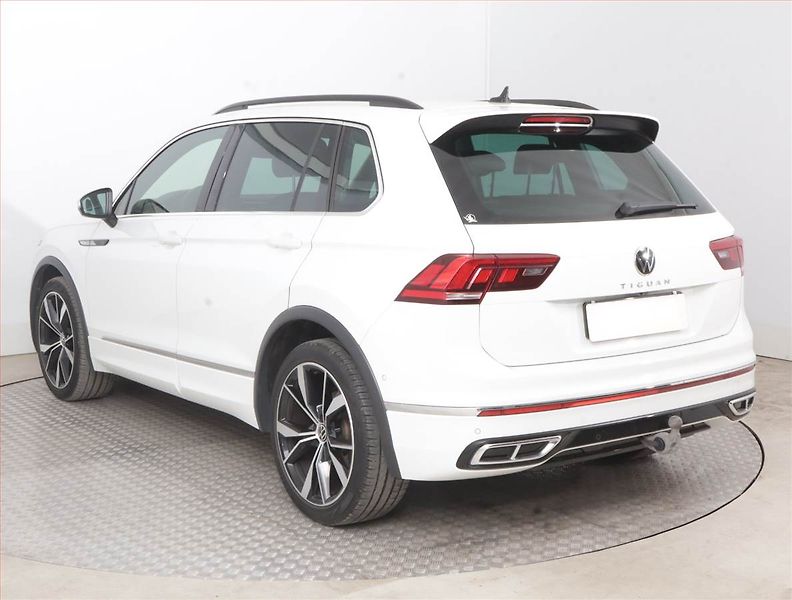 Volkswagen Tiguan (2023) R-Line 2.0 TDI - fotka 4 z 17