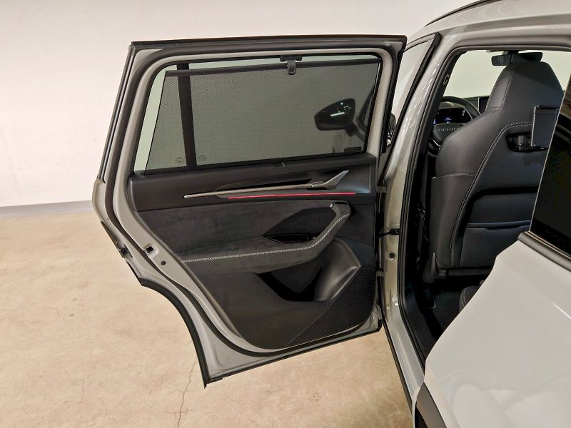 Škoda Kodiaq (2025) iV 1.5 TSI 150 kW DSG Sportlin - fotka 25 z 34