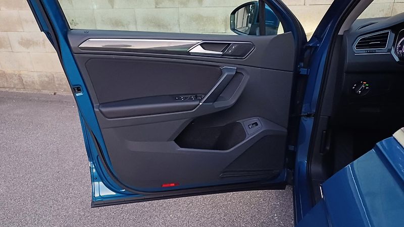 Volkswagen Tiguan TDI 110kW 4x4 HIGHLINE - fotka 23 z 50