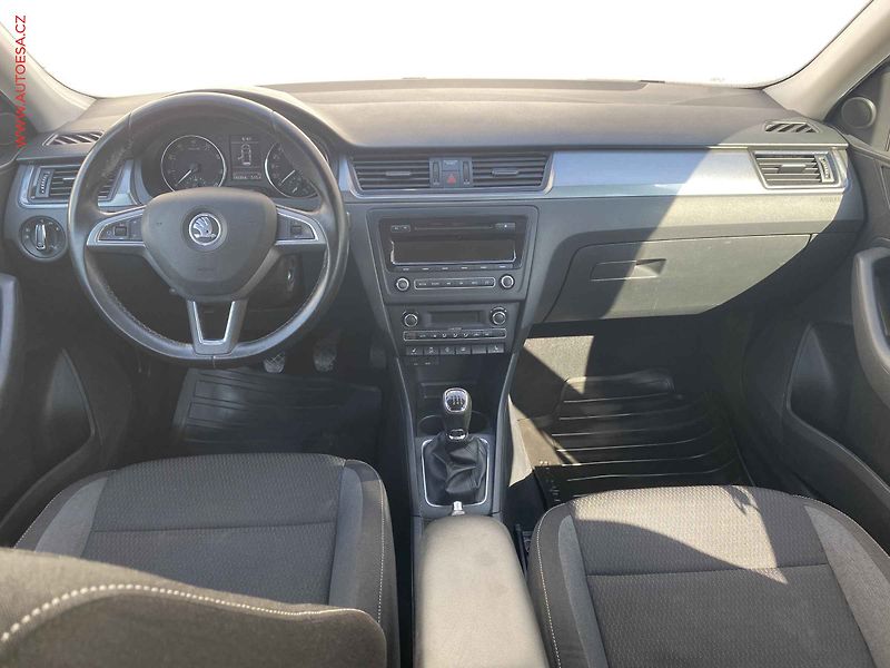 Škoda Rapid (2013) 1.2 TSi, Ambition, park. - fotka 8 z 16