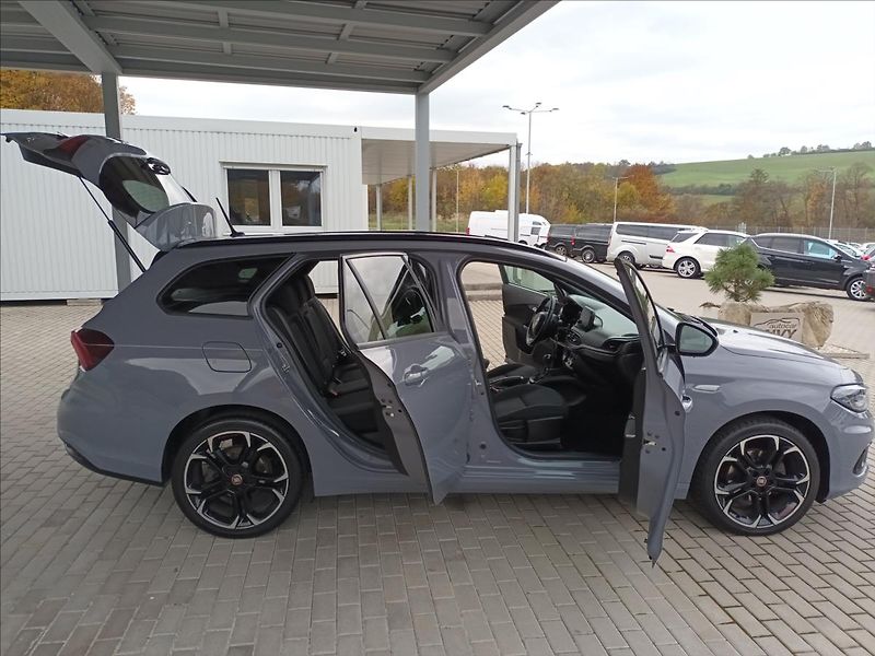 Fiat Tipo 1,6 MJT,KLIMA,NAVI,VÝHŘEV - fotka 9 z 45