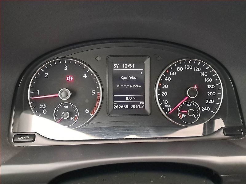 Volkswagen Touran (2012) 1.6 TDI, Tempomat - fotka 11 z 15
