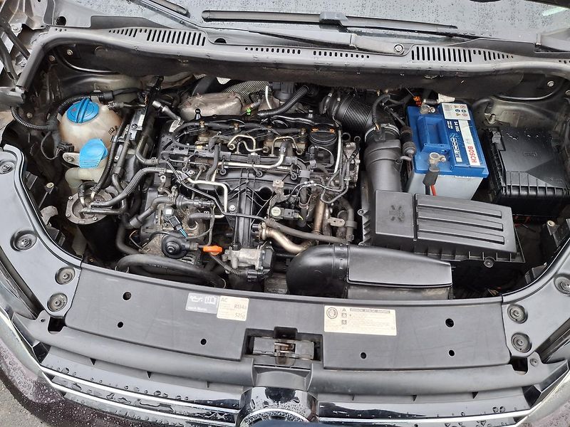 Volkswagen Caddy Maxi TDI 4x4 7 míst  - fotka 10 z 35