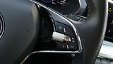 Škoda Octavia Combi 2,0 TDI Ambition - náhled 12