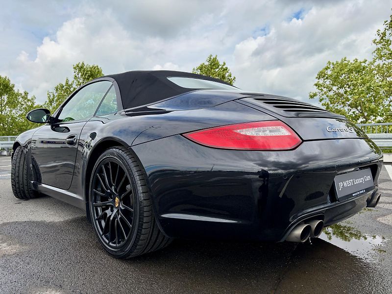 Porsche 911 (2008) S Cabrio 3.8 PDK 997.2 SportCh - fotka 60 z 67