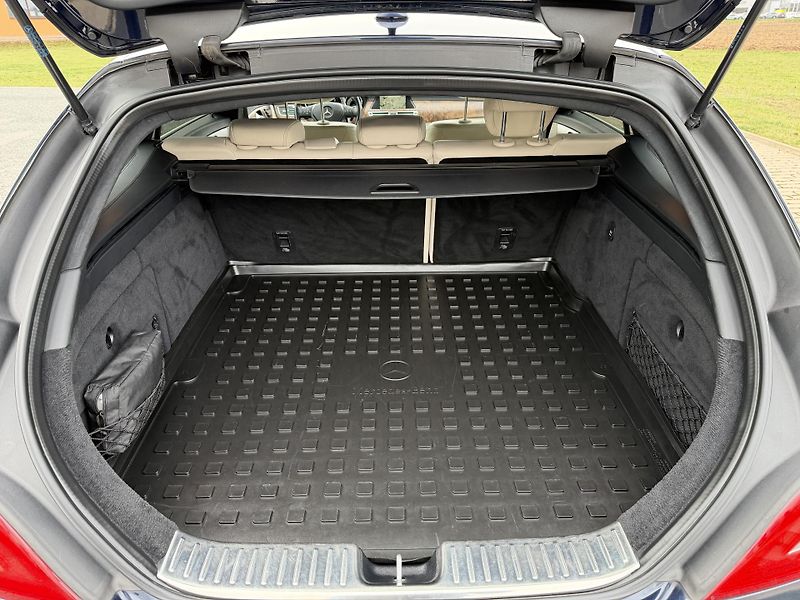 Mercedes-Benz CLS 350 CDI 7G LED NAVI H/K KAMERA - fotka 36 z 45